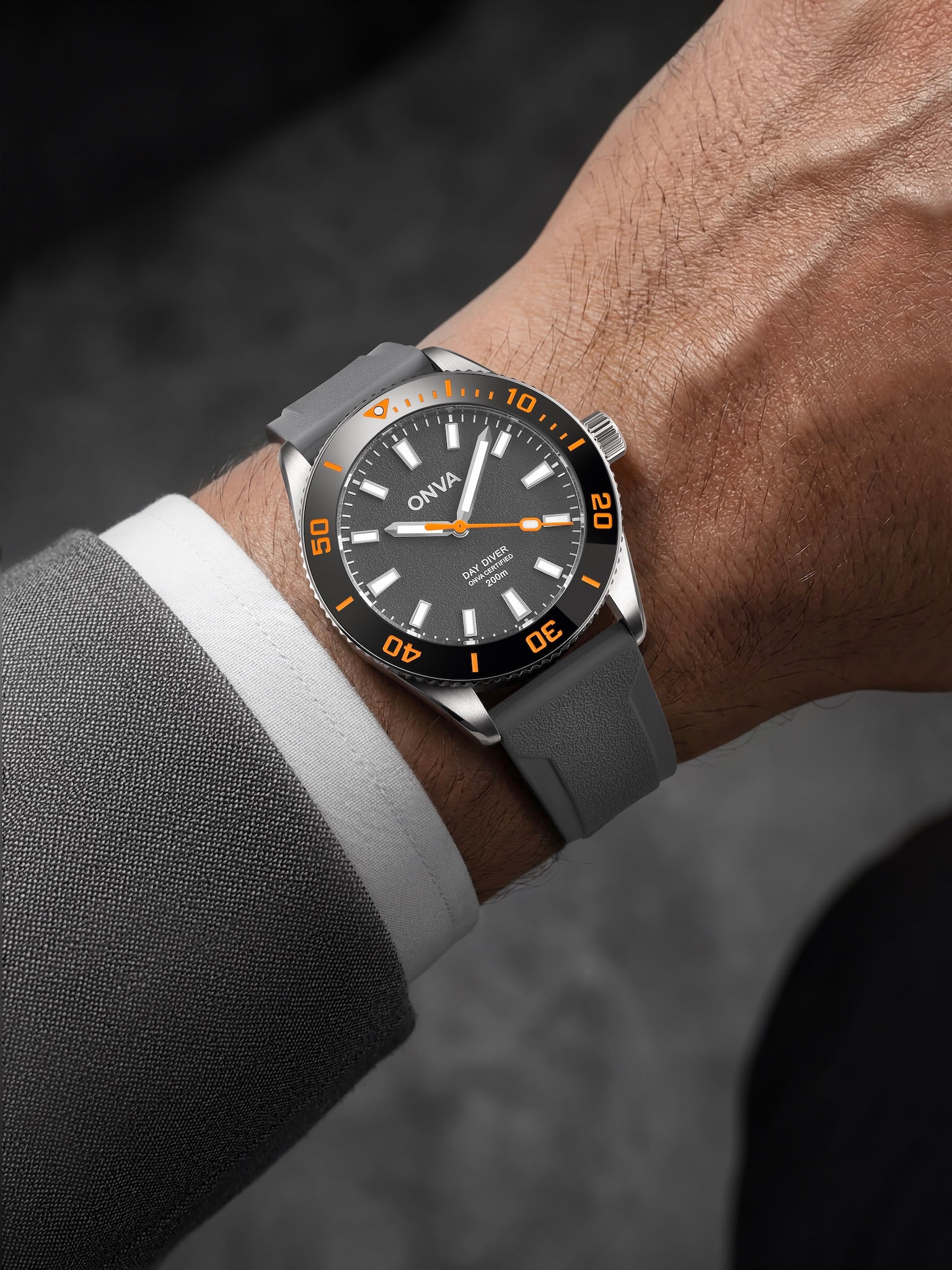 ONVA Day Diver